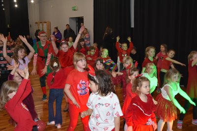  	Mikołajki z Domem Kultury 2025